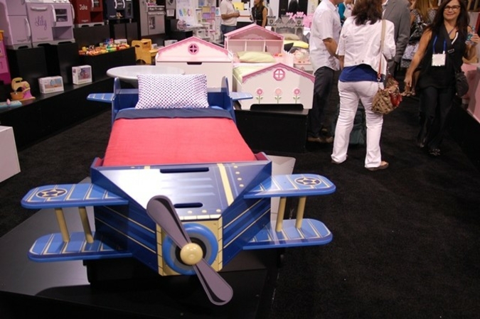 KidKraft: In diesem Bett heben vor allem die Jungs nachts ab.