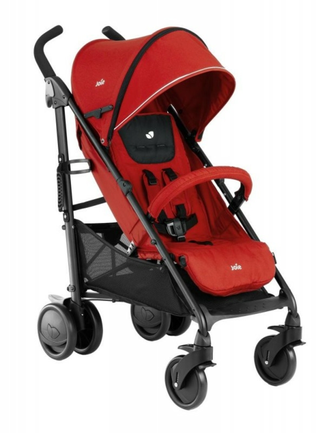 Brisk gibt es nicht nur in der Farbe Ladybird, sondern auch in Royal Blue, Midnight und Truffle.