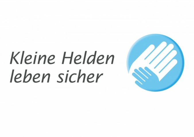 Im Fokus der Initiative „Kleine Helden leben sicher“ steht das Thema „Kindersicherheit im Auto“.