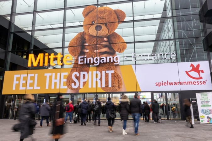 Spielwarenmesse-2023-Eingang.jpeg