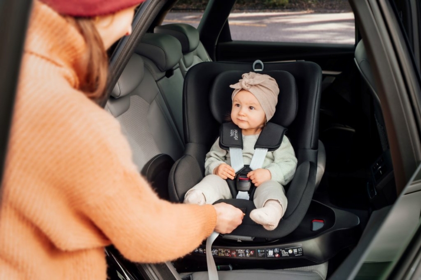 Britax-Roemer-DUALFIX-PLUS.jpg