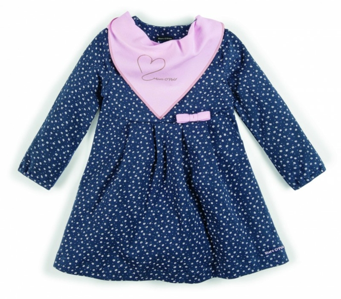 Weicher Stoff und softe Farben sorgen dafür, dass sich das Baby wohl in seiner Haut fühlt.