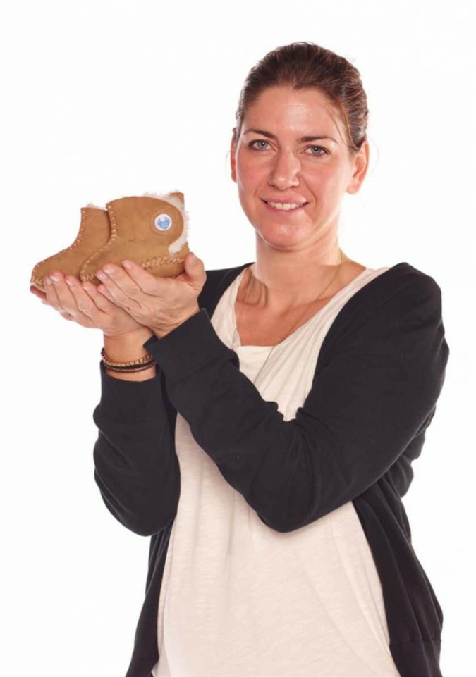 Christina Frey, Pressesprecherin inch blue.