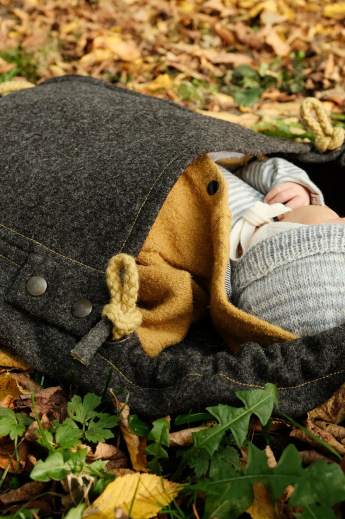 Baby-in-Schlupfsack-von.jpg