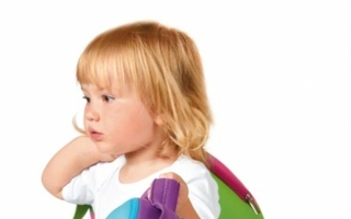 Die Soft-Rucksäcke von Oops begleiten Kinder bei ihren Erkundungstouren.