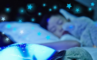 Die Tranquil Turtle schaltet sich nach 23 Minuten automatisch ab und wird mit Batterien geliefert.