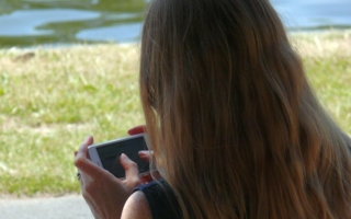 M-Commerce: Der Einkauf über mobile Endgeräte wird immer beliebter. Foto Lupo/www.pixelio.de