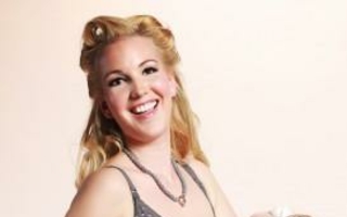 In Bestform präsentieren sich Mamas mit der Carriwell-Kollektion.