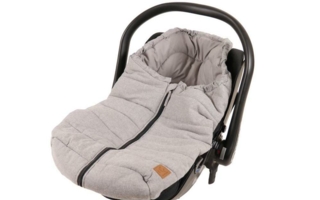 Anny Melange in der Babyschale.1_web