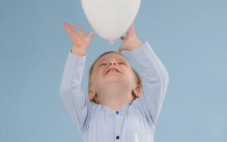 Sfeer_Pyjama blauw met ballon