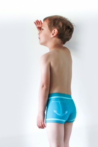 Les UltraViolettes: Immer zweifarbig