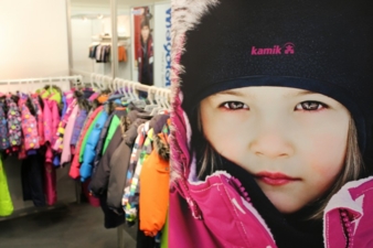 In der SCANDIC Corner im Obergeschoss ist Kindermode aus Dänemark, Schweden, Finnland und Island zu sehen.