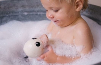 Zum Baden, zum Massieren und zum Spielen geeignet.