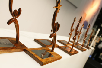 Um sie geht es: Die Trophäen werden in acht Kategorien vergeben.