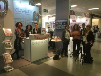 kuj18_messestand