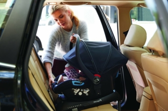 mailbjcitygobabyautositzbabymamaauto1.jpg